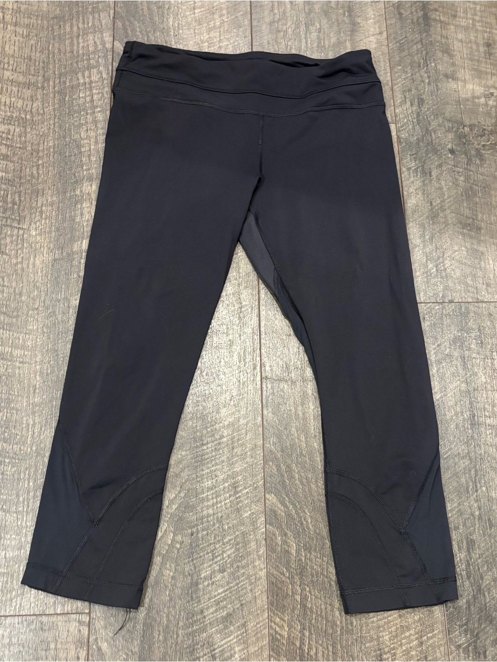 Black Lululemon Athletic Crop Leggings